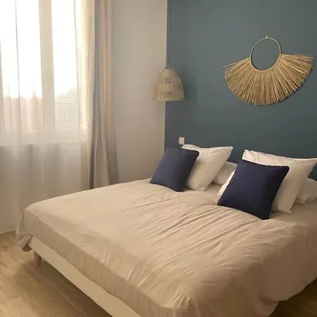 Apartment Centre, Superbe Neuf, 50m Port.