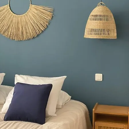 Centre, Superbe Neuf, 50m Port. Apartment
